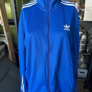 Adidas tracksuit top and bottom size medium as is condition